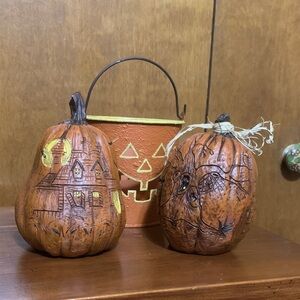 Rustic 🎃Halloween Pumpkin 🎃Decor Set~3 Pieces in total.